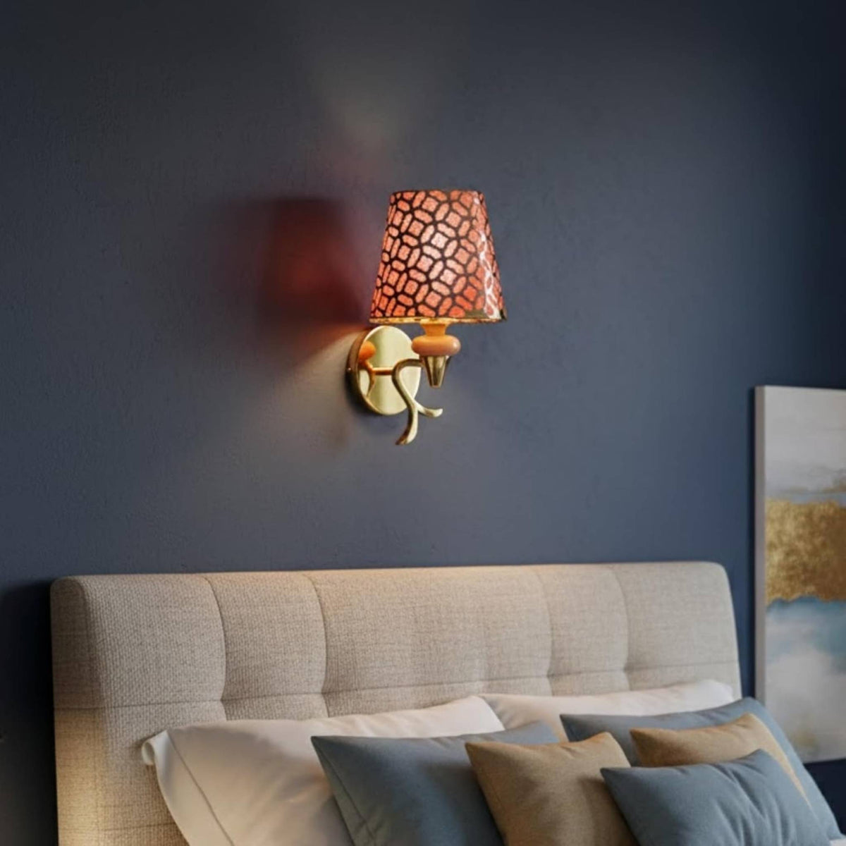 Luxury Moroccan Style Floral Cut-Out Wall Lamp with Gold Finish